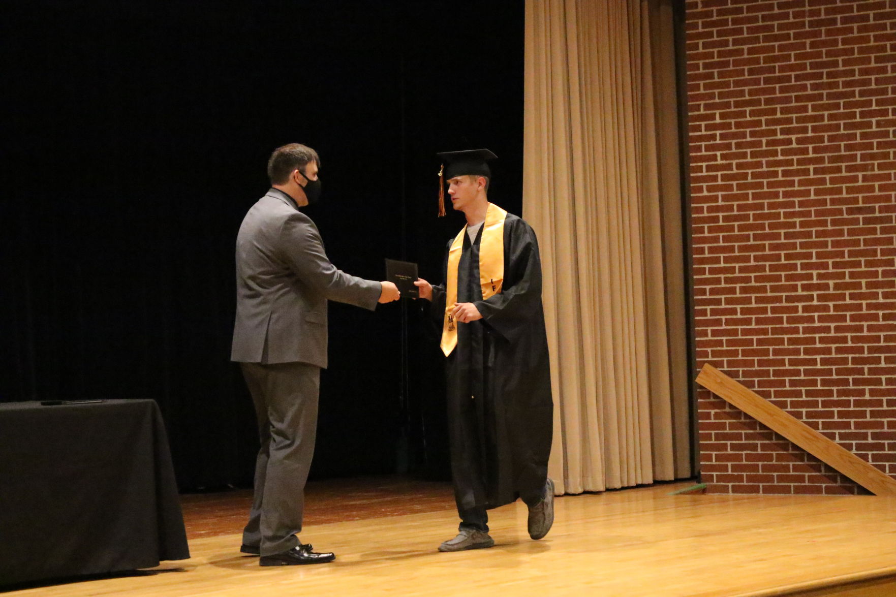 IFA_Grad1736.JPG